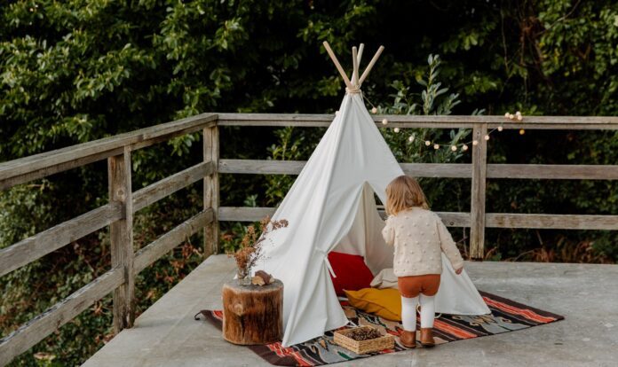 Tipi-Zelt bzw. Spielzelt für Kinder